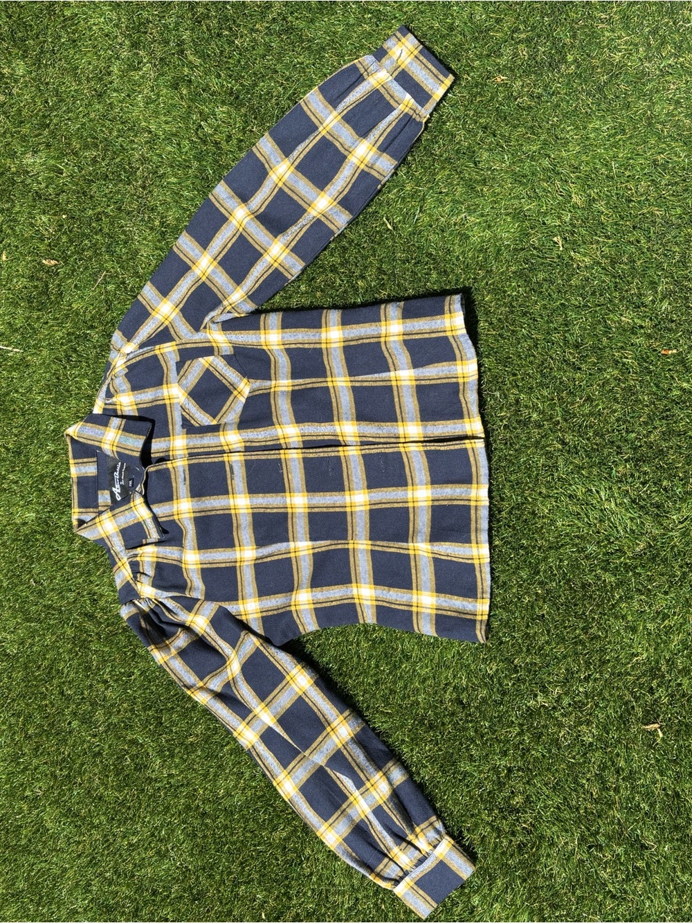 Women's Navy & Yellow Plaid Button-Up Shirt - Astro Bettie